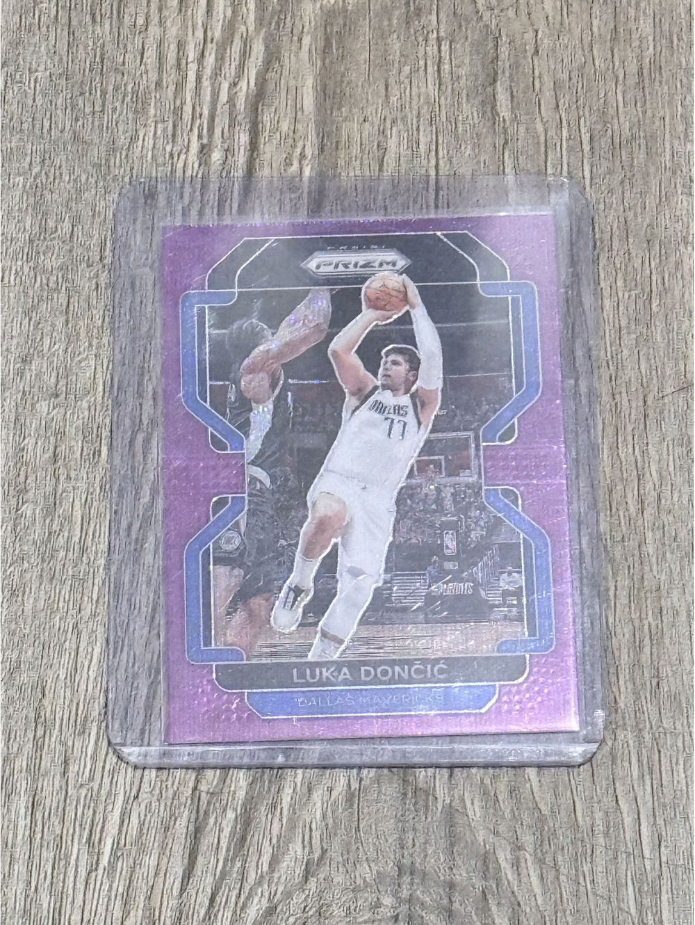 2021-22 Panini Prizm - Luka Dončić - Purple Shimmer with Blue Outline